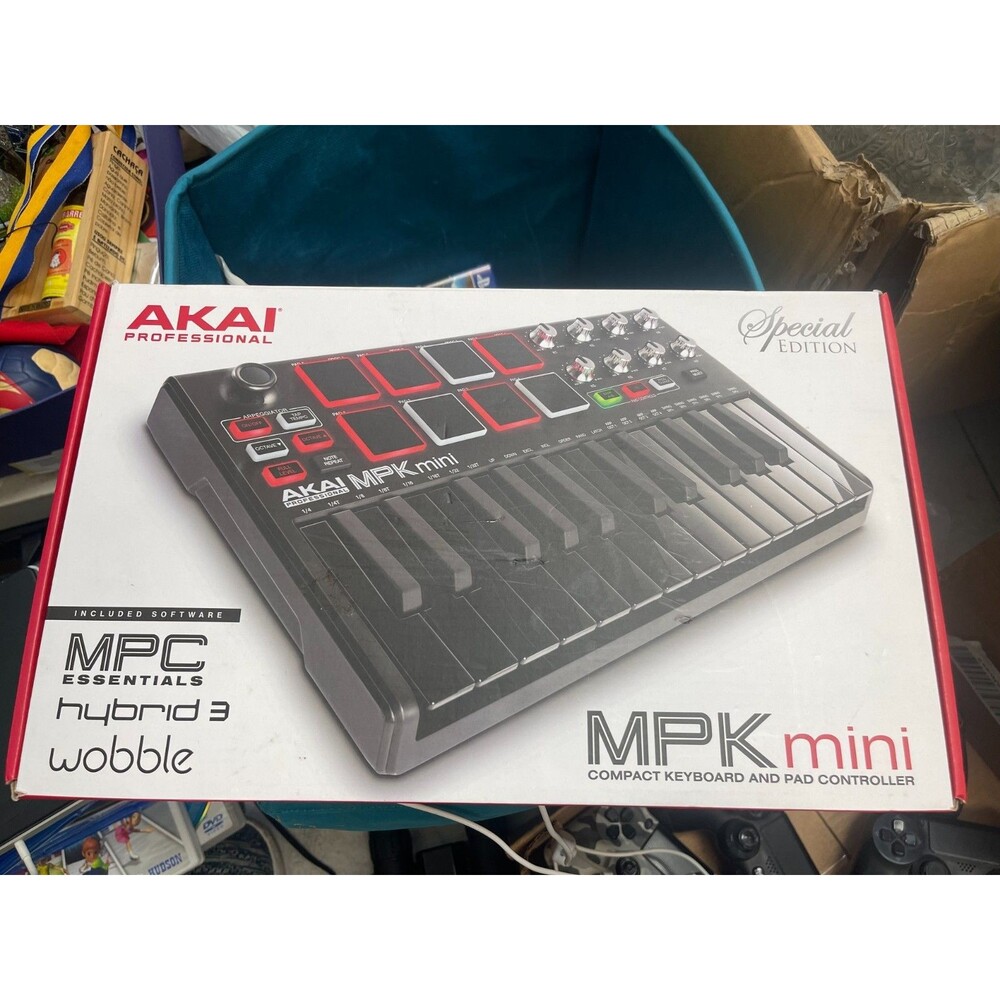 Akai MPK Mini  Keyboard Controller Special Edition - Black on Black